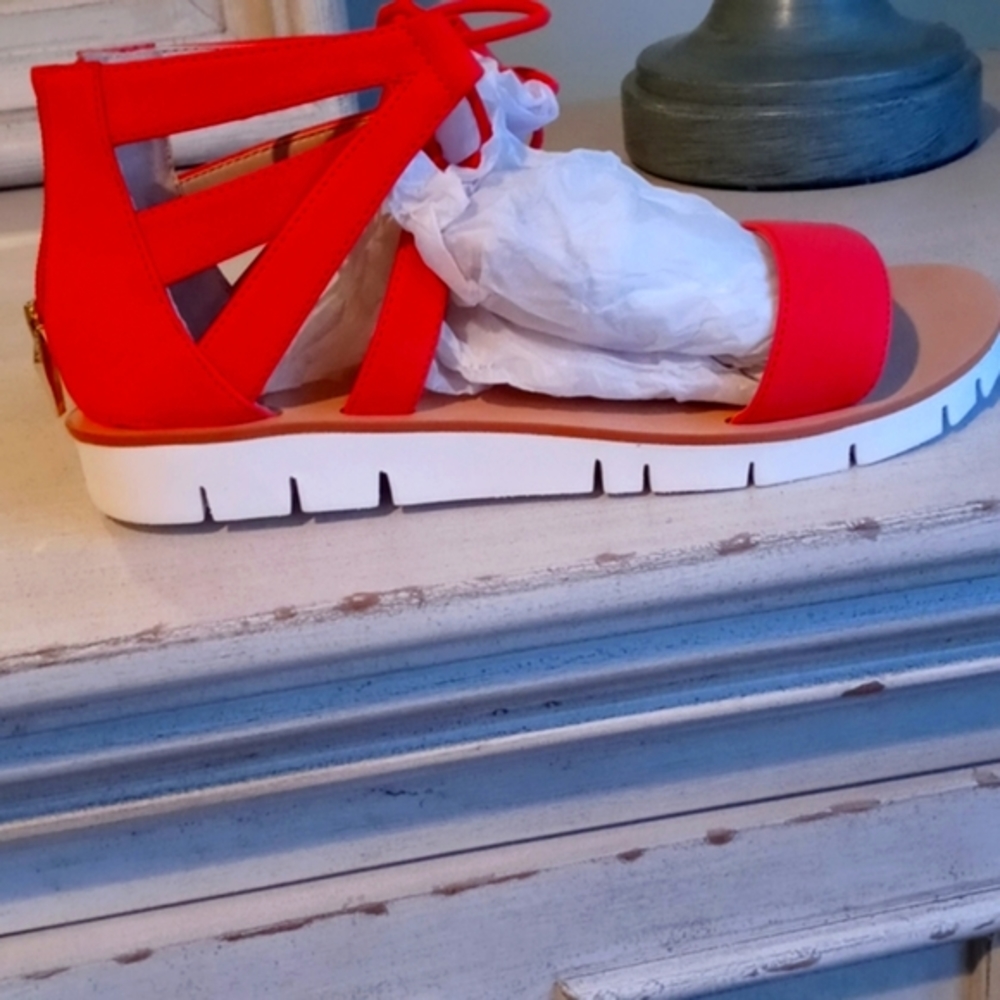 Calvin Klein New Coral Sandals.